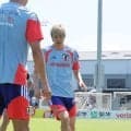 ＭＦ伊東純也　全体ミーティングでメンターの南野拓実が話した内容に言及「チャレンジャーだから、やっていこうと」「士気を上げる感じのことを」