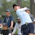 ゴルフを始めて４年の１４歳が単独首位スタート