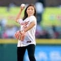 「マウンドからの景色が…」 小林美駒騎手が背番号「３９」で始球式に登場　ワンバウンド投球も「貴重な経験」