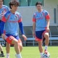 【現地発】チームに緩みはないか？　“自覚”を促すメンター　南野拓実が円陣で注入した挑戦者の魂「みんなの気が引き締まる」