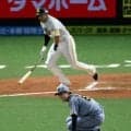 阪神・湯浅が右足首を痛めたか　試合後、両肩を抱えられてチームバスへ　六回の最後の１球でひねったか「マジでわからないです」