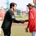【広島】元同僚の楽天前田健太が新井監督、菊池、中崎、森下らにあいさつ、再会に笑顔