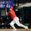 【広島】降雨で40分間の中断も、集中力キープ！　４番坂倉将吾が先制の適時二塁打