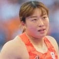 女子やり投げで悪夢　連覇狙った上田百寧が最終６投目の助走で足負傷　足引きずりながら投てきも・・・苦悶の表情で倒れこむ