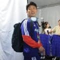 「みんなが最高の結果を…」チームメートと顔をあわせず去った遠藤航　“デュエル王”の決断に涙する選手も…