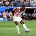 【Ｗ杯】米国が４発快勝　バツグンの働きＦＷバログン　米国勢で９６年ぶり＆大会１号ハットならずも２得点