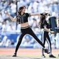 「めっちゃスタイルいい」ＺＯＺＯマリン降臨の美女に騒然　セパレート衣装ですらりお腹覗かせ可憐投球「ナイスピッチング」