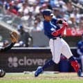 岡本和真が２試合連発の今季15号ソロ放ち「30本いけそう」「岡本のチームになりそう」の声