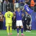 【Ｗ杯】前主将、遠藤航からのビデオメッセージでまとまる　伊東純也「みんな気が引き締まった」