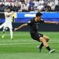 【Ｗ杯】ニュージーランド、ジャストの２ゴール目で勝ち越し　１６年越し初勝利に前進　