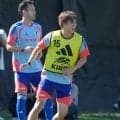小川航基“２日連続弾”「すごくいい感覚」U19日本代表との練習試合でエリア外から打ち抜いた