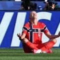 今大会ナンバーワン？？ノルウェーサポーターの船こぎパフォーマンスがSNSで話題に