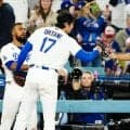 大谷7勝目→「初めて見る」ド軍25歳の表情　“お宝”を前に緩む頬…日米喝采「キュート」