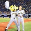 【阪神】11得点の試合で坂本誠志郎が「今日は村上さまさま」女房役らしい目線で絶賛した理由