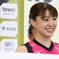「ほんまにモデルさん」24歳バレー女子、コート上とは“激変”のワンピ姿に反響「おいおい、綺麗過ぎるわ」「素敵です」