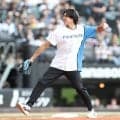 【日本ハム】バレー元日本代表の清水邦広が始球式「ボールを下にたたき落としてしまう癖が…」