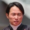 岩田望来騎手が７月４日から１６日間の騎乗停止　阪神１Ｒで内側に斜行　短期間に同様の不注意騎乗を繰り返し行ったため