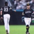 ソフトバンク・牧原大成が緊急交代　球場騒然　ダイビングキャッチした際に左手首負傷か　プレー続行を志願も首脳陣の指示でベンチへ