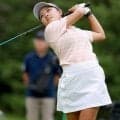【女子ゴルフ】１８歳ルーキー吉崎マーナはプレーオフで敗れ涙　父の日に「いつも一番近くでサポートしてもらっているので、優勝を届けたかった」