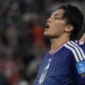 【W杯】チュニジア戦で｢まさかの逆1ミリ｣！ 上田綺世の強烈シュートはノーゴール!?｢よくアレを掻き出したな｣三笘、鎌田に続く”逆1ミリ”の衝撃