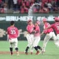 【楽天】吉井理人新監督が三度目の正直で初勝利、12回に黒川史陽サヨナラ打　中込陽翔も初白星