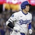 大谷翔平　父の日仕様水色バット快音　９点差つけられ七回で途中交代　日本時間２５日ツインズ戦で先発決定