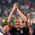 ハーランドらノルウェー代表がファンの「バイキング・ロウ」に参加、決勝Ｔ進出ともに祝う