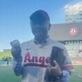 ロサンゼルス総領事がエンゼルスタジアムで始球式「応援したい」リハビリ中の菊池雄星にも期待