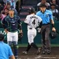 【阪神】ボール転々する間に１点！相手失策のスキに先制　ヤクルト右翼手モンテルが悪送球