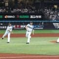 【日本ハム】レアード氏、中田翔氏、増井浩俊氏、谷元圭介氏の16年日本一メンバー“快投”