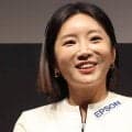 「よく似てる　美人姉妹のよう」　人気女子ゴルファーのイ・ボミ「母とあじさい祭り」と２ショ投稿　ＳＮＳ反響「お姉さんみたい」「どちらも可愛い」