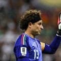 メキシコの英雄、６大会連続W杯代表の40歳守護神オチョアが大歓声の中、今大会初出場