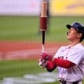 吉田正尚「１番DH」で３試合ぶり出場も３打数無安打で打率.237　８回に代打送られ途中交代