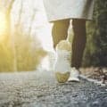 朝ウォーキングは痩せる？何分歩けばいい？脂肪燃焼を高める歩き方と朝食のタイミング