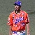 【オイシックス】又吉克樹が古巣タマホームスタジアム筑後で好リリーフ　ワインドアップも披露