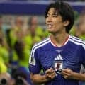 【W杯】中村敬斗と｢ソックス｣の大問題(1)スウェーデン戦で執拗な注意！本人が明かす｢下げる｣理由と、本田圭佑も驚いたベリンガムや田中碧らの靴下の工夫