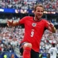 イングランドがグループ首位で決勝トーナメントへ　クロアチアも進出
