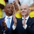 FIFA会長がプライベートジェットで飛び回る「史上最も汚染されたＷ杯」に　環境負荷指摘