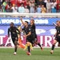 「延長だと思ったらまさかの展開」W杯共催国カナダ、90＋2分の劇的瞬間…101キロでぶち込んだ決勝ボレー弾にネット沸騰