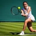 全仏準優勝のフワリンスカ、マッチポイントの転倒負傷で無念の初戦敗退「ここはウィンブルドン、棄権したくなかった」