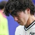 奪われたボールが決勝点に　号泣の田中碧、取材エリアを無言で通過