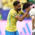 「敬意ある瞬間だ」号泣の田中碧をブラジル代表FWが慰める「美しい振る舞い」に米放送局も注目 【W杯】