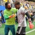 「アリソンまじでいい男」南野拓実と元同僚ブラジルGKの試合後の行動にSNS絶賛
