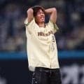 ジャンプの二階堂蓮　始球式でワンバン投球に頭抱える「見なかったことにしてください」　北海道ユニで登板