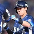 二盗試みた西武・滝沢と二塁手の牧原が接触　責任審判「オブストラクションがありました。しかし、三塁には行けないという判断」の説明に場内ブーイング