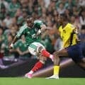 「バケモノすぎる」大ブレイク中のメキシコ代表ストライカー、ニアをぶち抜く豪快“無回転ゴラッソ”が話題沸騰「えぐない？」「とんでもない威力」