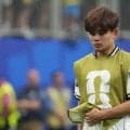【W杯】ブラジル戦をベンチで見守った久保建英、｢こんなに誇りに思える試合はなかった｣胸打つ大会総括インタビューに感涙｢4年後は任せたぞ！」
