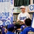 ドジャース　ラッシングが穏やかな笑み　子どもたちに読み聞かせイベントに参加　パドレス戦では佐々木朗希とバッテリー