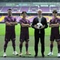 サッカーJ1京都サンガが新体制を発表　監督にポポビッチ氏