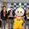 守りのチームで頂点に　関大野球部が54年ぶりVを吹田市長に報告